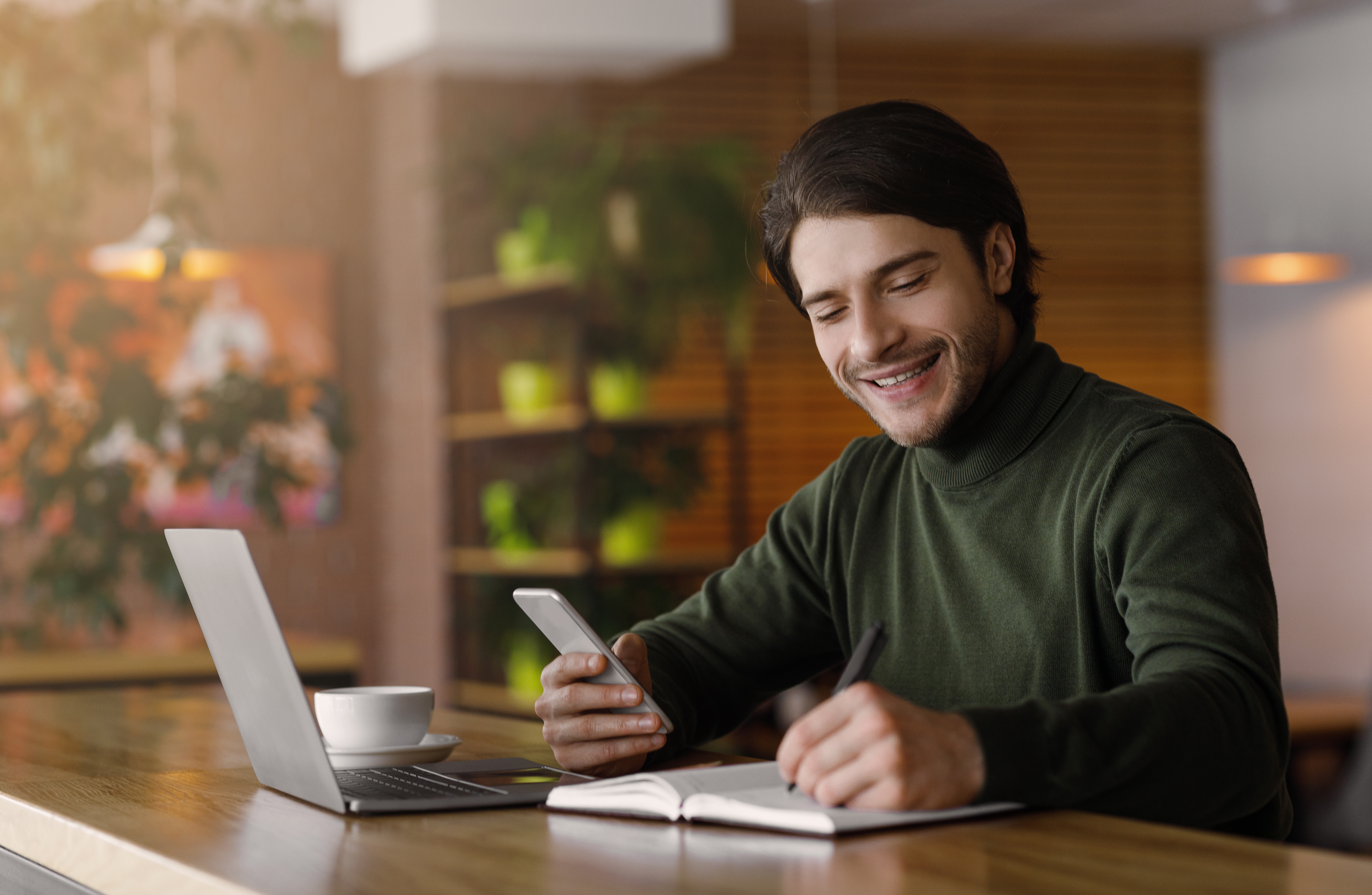 Portrayal of Capella student researching online colleges